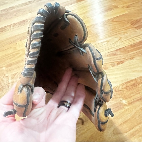 Easton Natural Series NAT80 13" Leather Baseball Glove VRS Gel Pad RHT USA - Picture 8 of 14